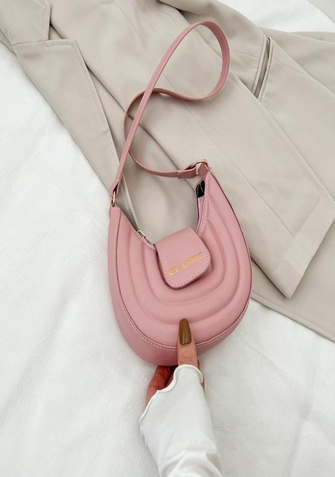 HBP Women Lady Messenger Bags Big Pattern Satchel Genuine Leather Shoulder Bag Chain Handbags Purse Man6370026, Brown
HBP Women Lady Messenger Bags Big Pattern Satchel Genuine Leather Shoulder Bag Chain Handbags Purse Man6370026, Brown