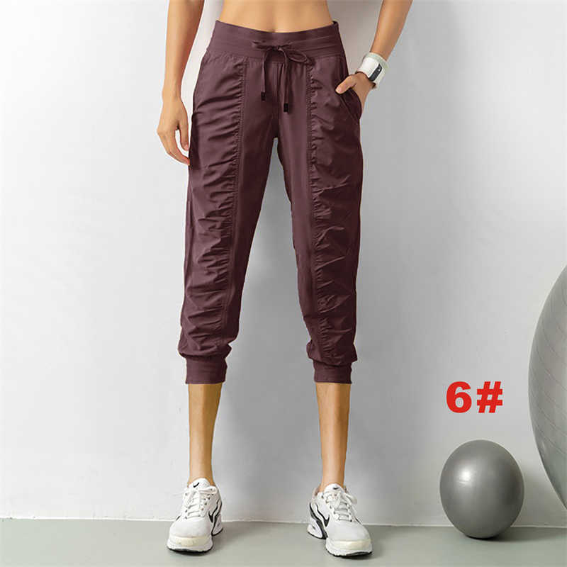 LL-118 Yoga Pant Women Jogging Capri Pants Loose Sweatpants Women' Fitness Sports Pleated Cropped Joggers Running Stretch Slimming Feet Sweat Pants Woman 23ss, Grey
LL-118 Yoga Pant Women Jogging Capri Pants Loose Sweatpants Women' Fitness Sports Pleated Cropped Joggers Running Stretch Slimming Feet Sweat Pants Woman 23ss, Grey