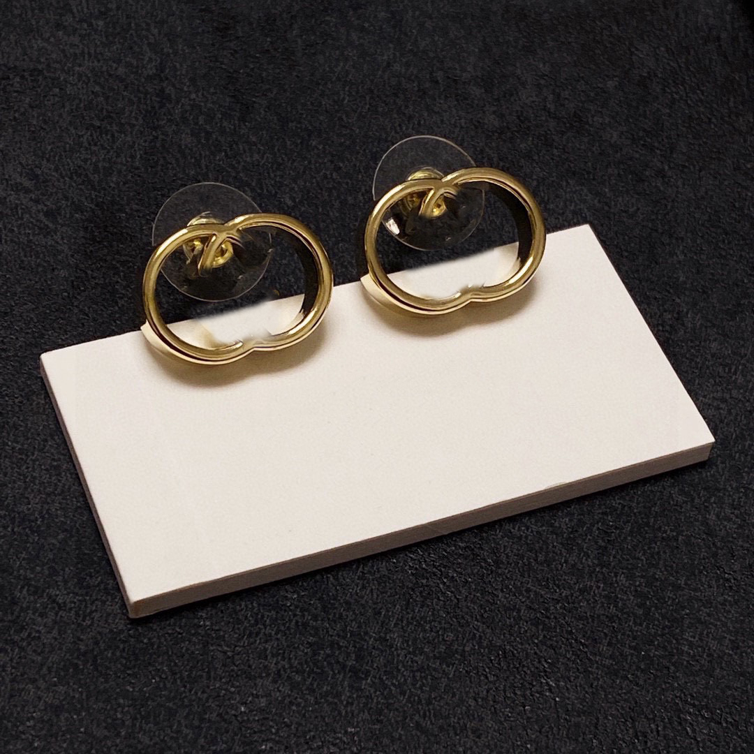 Designer Earring GGity Brand Stud Earing Luxury G Logo Earring Women Retro Hoop Jewelry Women's Gifts Metal Crystal Charm ahsj
Designer Earring GGity Brand Stud Earing Luxury G Logo Earring Women Retro Hoop Jewelry Women's Gifts Metal Crystal Charm ahsj