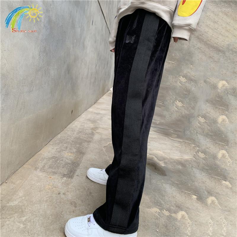 Men' Pants Needles Velvet Trousers Men Women High Quality Butterfly Embroidery Zipper Pocket Sweatpants Side Webbing Black
Men' Pants Needles Velvet Trousers Men Women High Quality Butterfly Embroidery Zipper Pocket Sweatpants Side Webbing Black