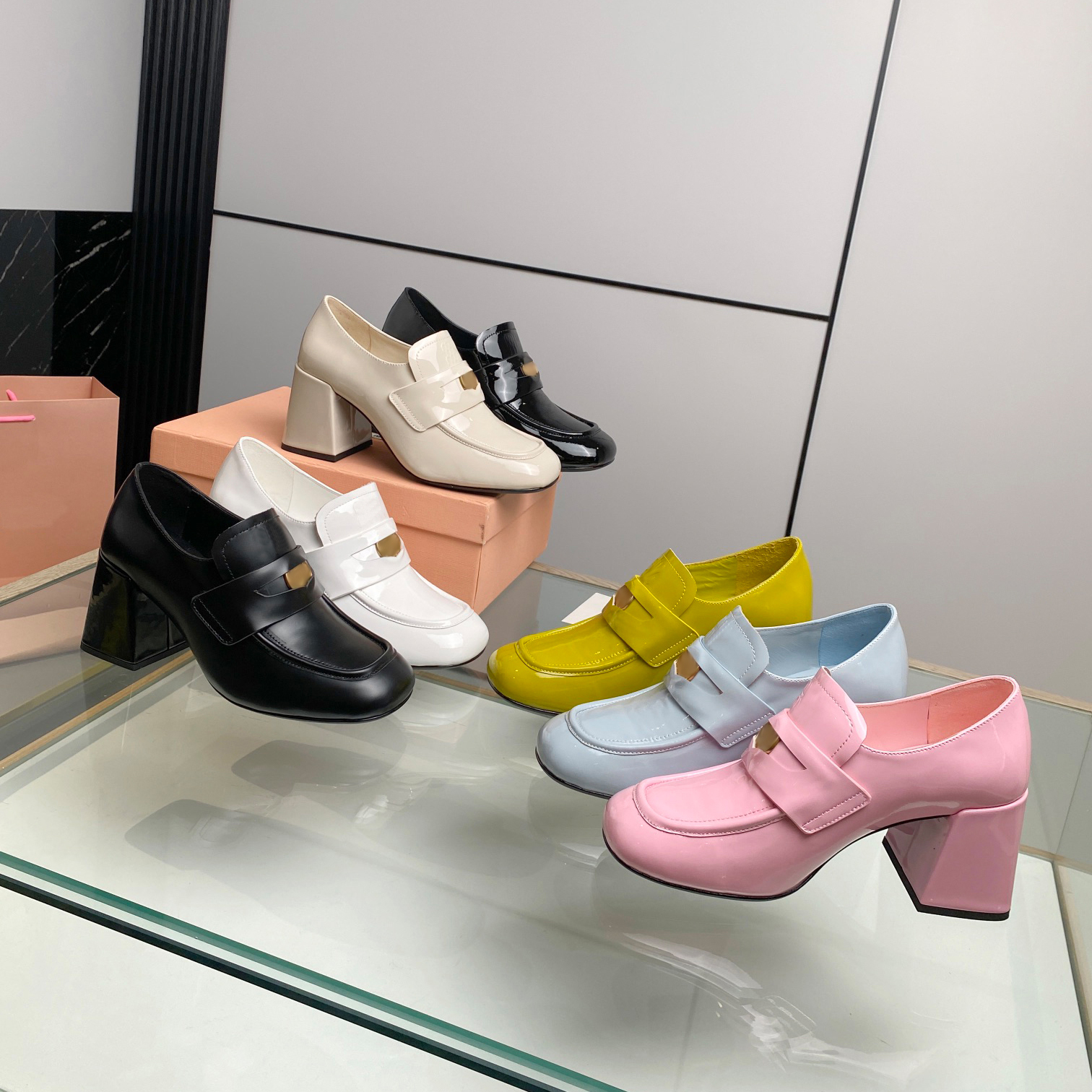 leather penny loafers women shoes designer Loafers black patent loafer moccasin slip on chunky Loafer flat low heel comfy fashion working shoe, Color 1
leather penny loafers women shoes designer Loafers black patent loafer moccasin slip on chunky Loafer flat low heel comfy fashion working shoe, Color 1