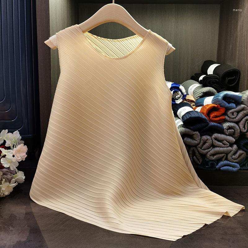 Women's T Shirts Summer Office Lady Casual Womens Tops Miyake Pleated Sleeveless Underwaist Loose And Blouses Aesthetic Clothing, Black
Women's T Shirts Summer Office Lady Casual Womens Tops Miyake Pleated Sleeveless Underwaist Loose And Blouses Aesthetic Clothing, Black