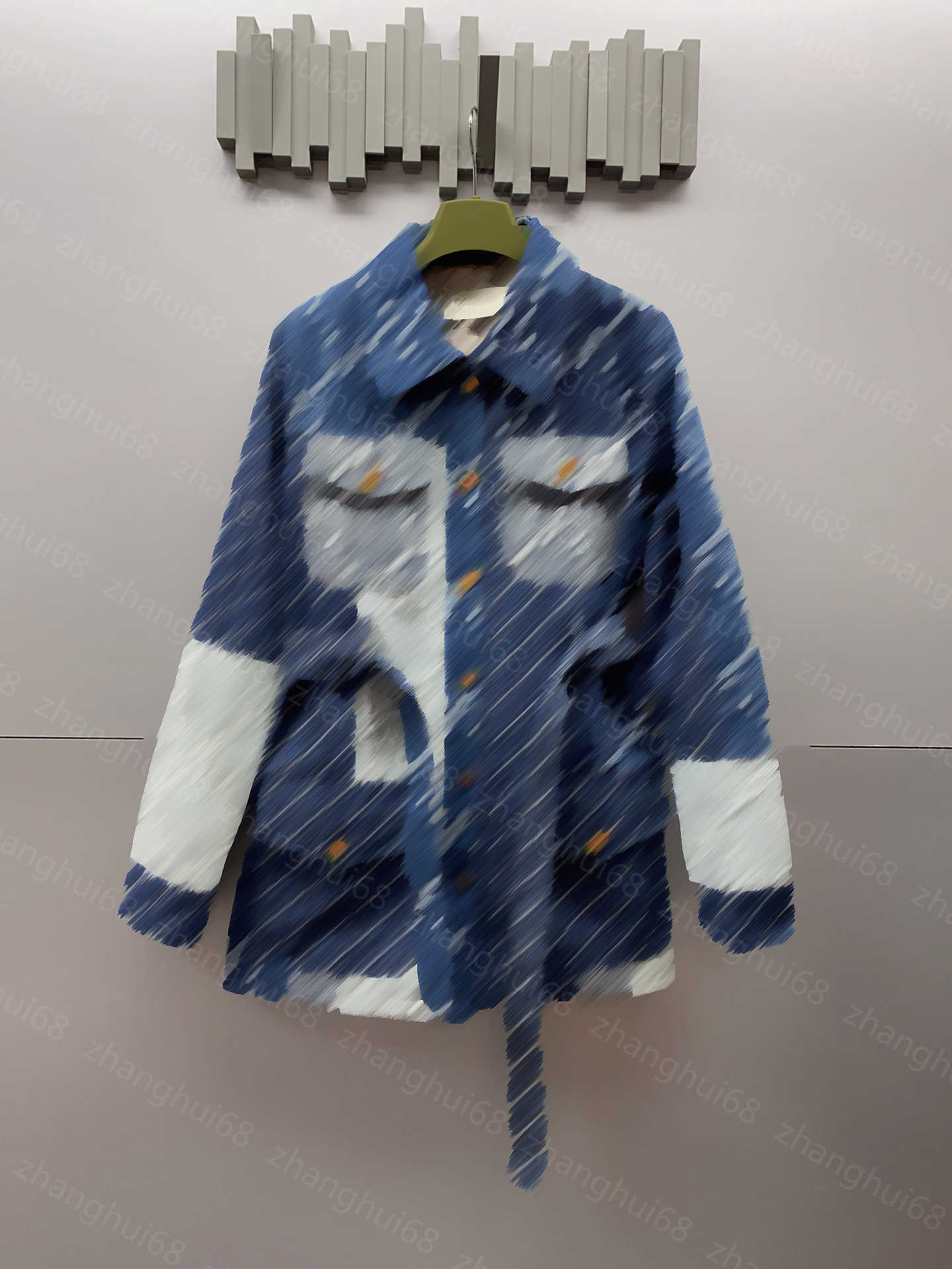 23ss womens designer clothing womens jacket Tooling four-pocket color matching logo jacquard denim coat High quality Women Clothes
23ss womens designer clothing womens jacket Tooling four-pocket color matching logo jacquard denim coat High quality Women Clothes