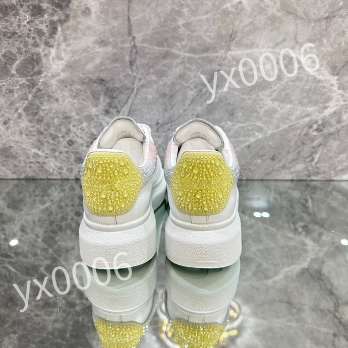 2023 Hot Luxurys Designer Mens Knit Sneakers Designer Oversize Sneaker Light Rubber Sole Trainers Womens Size 35-46, 01
2023 Hot Luxurys Designer Mens Knit Sneakers Designer Oversize Sneaker Light Rubber Sole Trainers Womens Size 35-46, 01