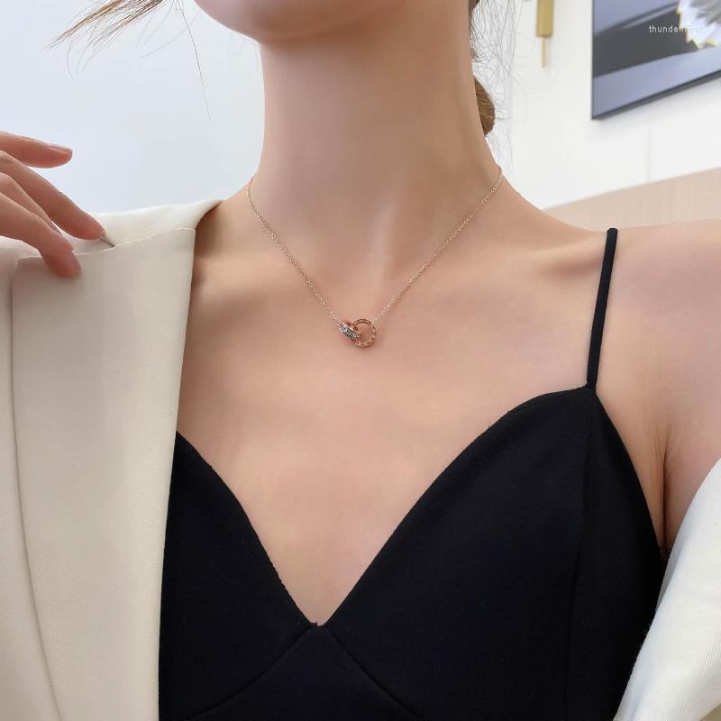 Chains Round Stick Pendant Necklace For Women Pearl Clavicle Leaves Long Chain Fashion Jewelry Statement Girl Gift
Chains Round Stick Pendant Necklace For Women Pearl Clavicle Leaves Long Chain Fashion Jewelry Statement Girl Gift