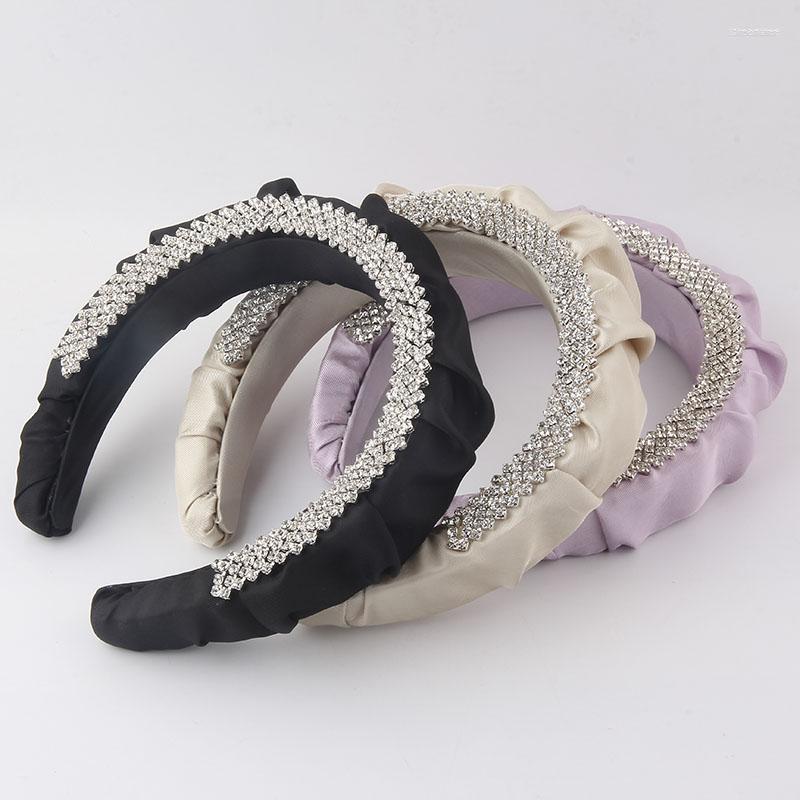 Hair Clips Sponge Rhinestone Headband Fashion Light Luxury Silky Fabric Accessories 997
Hair Clips Sponge Rhinestone Headband Fashion Light Luxury Silky Fabric Accessories 997