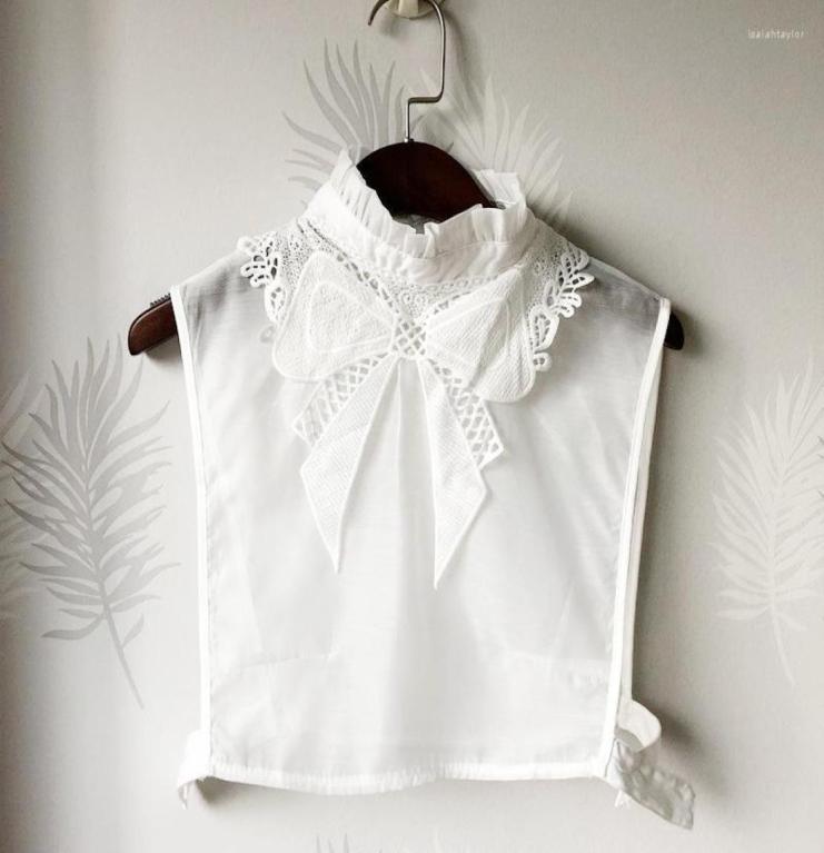 Bow Ties 2022 Women Half Shirt Neckwear Fake Collar Lady Embroidery Lace Flower Hollow Lapel False Detachable Blouse Tops2651877
Bow Ties 2022 Women Half Shirt Neckwear Fake Collar Lady Embroidery Lace Flower Hollow Lapel False Detachable Blouse Tops2651877
