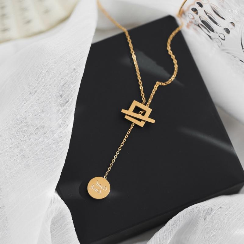 Chains Titanium With 18K Gold Geo Good Luck Neckalce Japan Korean Style Party Designer T Show Runway Gown Jewelry Rare INSChains Gord22
Chains Titanium With 18K Gold Geo Good Luck Neckalce Japan Korean Style Party Designer T Show Runway Gown Jewelry Rare INSChains Gord22