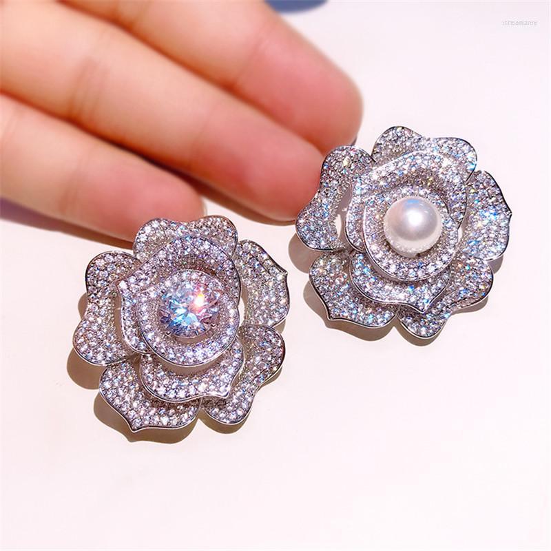 Brooches Luxury Elegant Rose Women Wedding Brooch Crystal Broach For Bridal Bouquet Sash Flower Pin Engagement Accessory Jewelry
Brooches Luxury Elegant Rose Women Wedding Brooch Crystal Broach For Bridal Bouquet Sash Flower Pin Engagement Accessory Jewelry