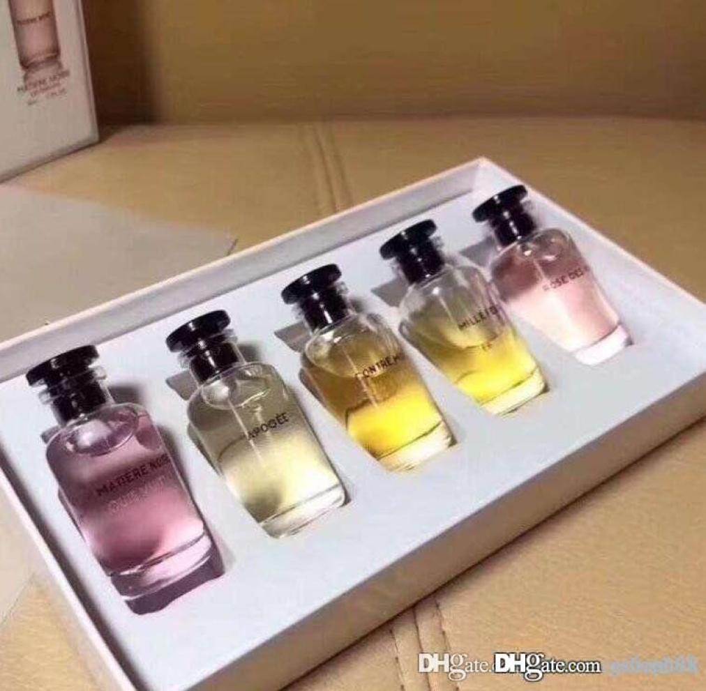 Perfume AntiPerspirant Deodorant top Perfumes Set of Five Rose des Vents Floral Fragrances Matiere Noire Oriental Woody Perfume A2232293
Perfume AntiPerspirant Deodorant top Perfumes Set of Five Rose des Vents Floral Fragrances Matiere Noire Oriental Woody Perfume A2232293