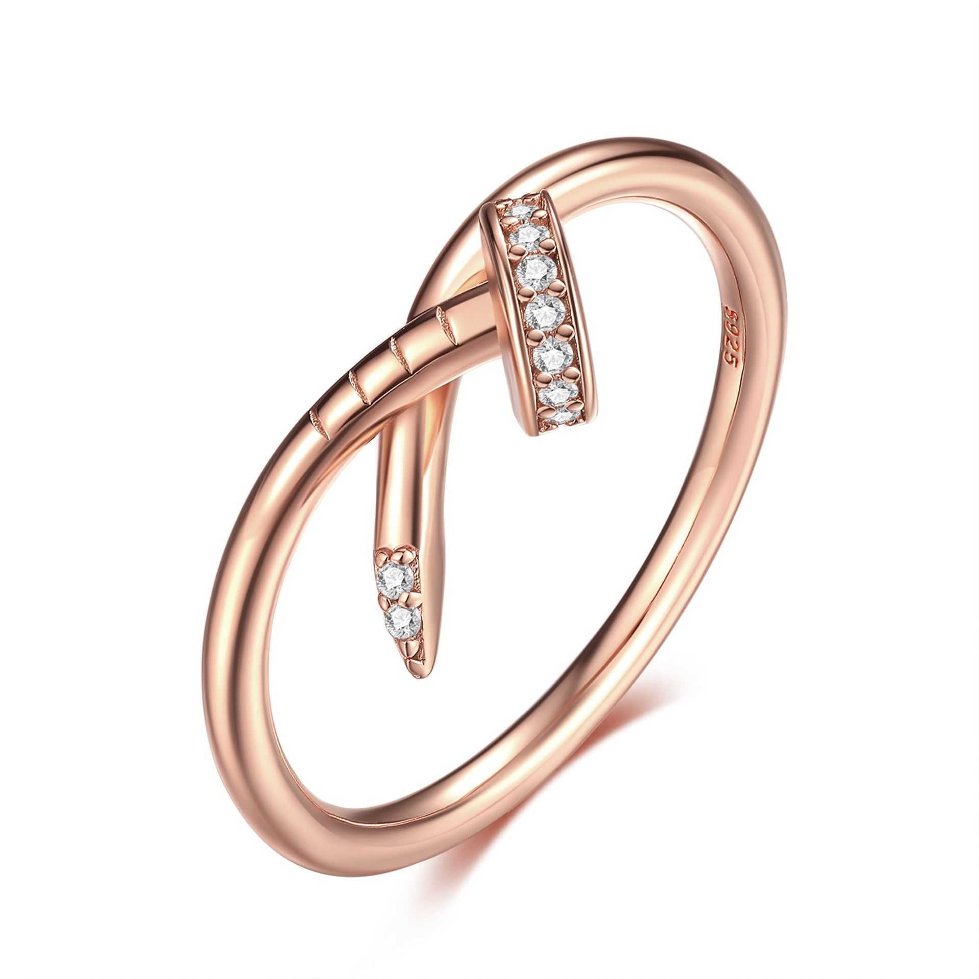 Internet celebrity Minimalist rose gold 925 silver ring for women's high-end sense Carti fashion wedding rings
Internet celebrity Minimalist rose gold 925 silver ring for women's high-end sense Carti fashion wedding rings