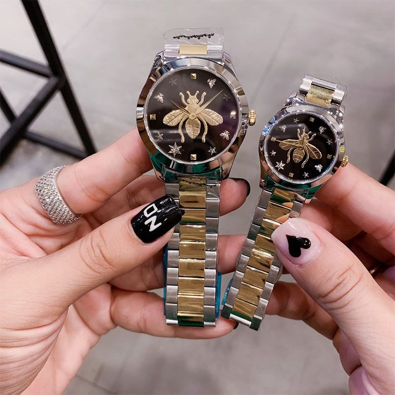 Mens Women Fashion Luxury Wristwatches Lovers Couples Style Classic Bee Patterns Watches 38mm 28mm Silver Case Designer Watches, C5
Mens Women Fashion Luxury Wristwatches Lovers Couples Style Classic Bee Patterns Watches 38mm 28mm Silver Case Designer Watches, C5