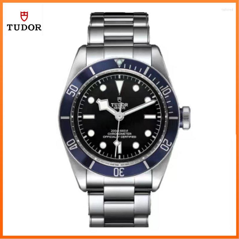 Wristwatches Men's Watch Biwan Series M79230B-0008 Simple Waterproof Automatic Mechanical Men Clock
Wristwatches Men's Watch Biwan Series M79230B-0008 Simple Waterproof Automatic Mechanical Men Clock
