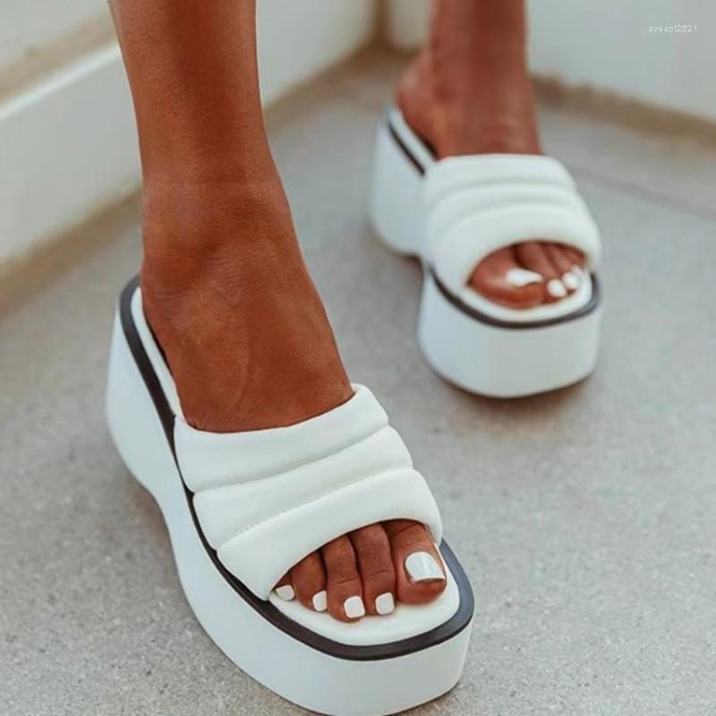 Slippers 2023 Summer Fashion Large Women Wearing Open Toe Solid Slope Heels Outside Simple Sexy Women's Shoes, White
Slippers 2023 Summer Fashion Large Women Wearing Open Toe Solid Slope Heels Outside Simple Sexy Women's Shoes, White