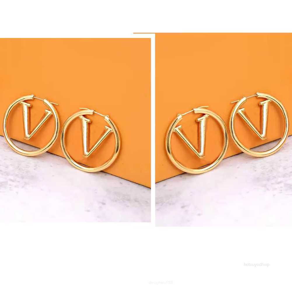 Hoop Huggie earrings Luxury large gold hoop stud earring holder fashion letter huggie jewelry women 18k stainless steel wedding gifts girls love jewelries trendy
Hoop Huggie earrings Luxury large gold hoop stud earring holder fashion letter huggie jewelry women 18k stainless steel wedding gifts girls love jewelries trendy
