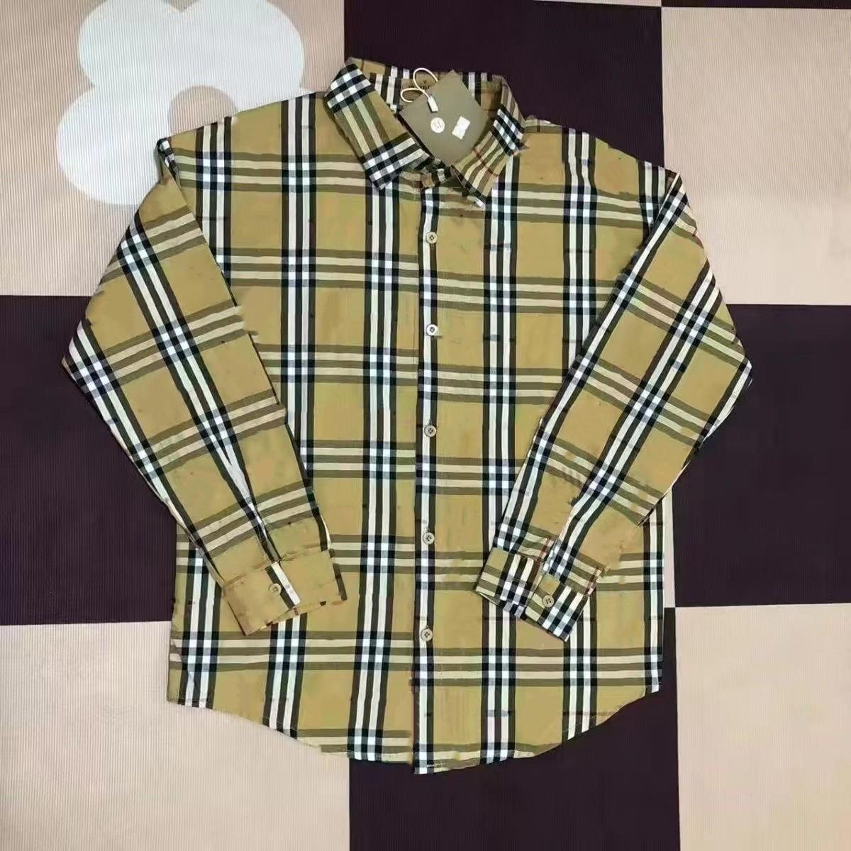 Designers Men Dress Shirts Luxury hemd designer silk Letter Shirt Male woman Slim fit short sleeve shirts, Khaki
Designers Men Dress Shirts Luxury hemd designer silk Letter Shirt Male woman Slim fit short sleeve shirts, Khaki