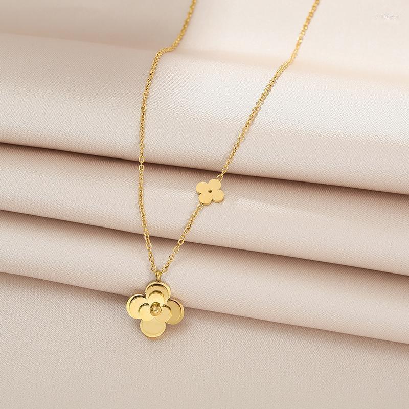 Pendant Necklaces Three-dimensional Flower Gold Titanium Steel Necklace Female European And American Style Personality Gord22
Pendant Necklaces Three-dimensional Flower Gold Titanium Steel Necklace Female European And American Style Personality Gord22