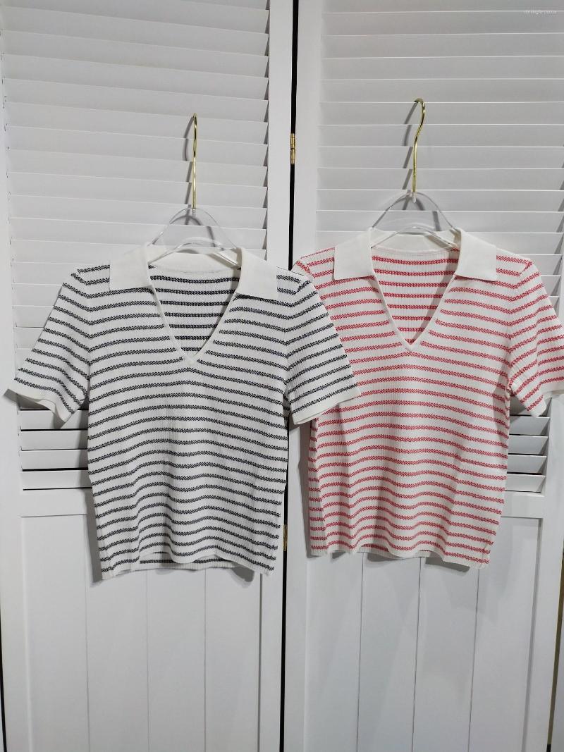 Women' T Shirts 2023 Women Fashion Short Sleeve Casual Lapel Design V-neck Striped T-shirt 0505
Women' T Shirts 2023 Women Fashion Short Sleeve Casual Lapel Design V-neck Striped T-shirt 0505