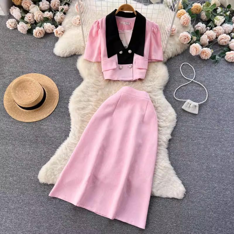 Women's Sweaters Summer Temperament Suit Women's Short Sleeves Contrast Lapels Cropped Top Swing Skirt Two-piece Set Trendy Dress Woman, White
Women's Sweaters Summer Temperament Suit Women's Short Sleeves Contrast Lapels Cropped Top Swing Skirt Two-piece Set Trendy Dress Woman, White