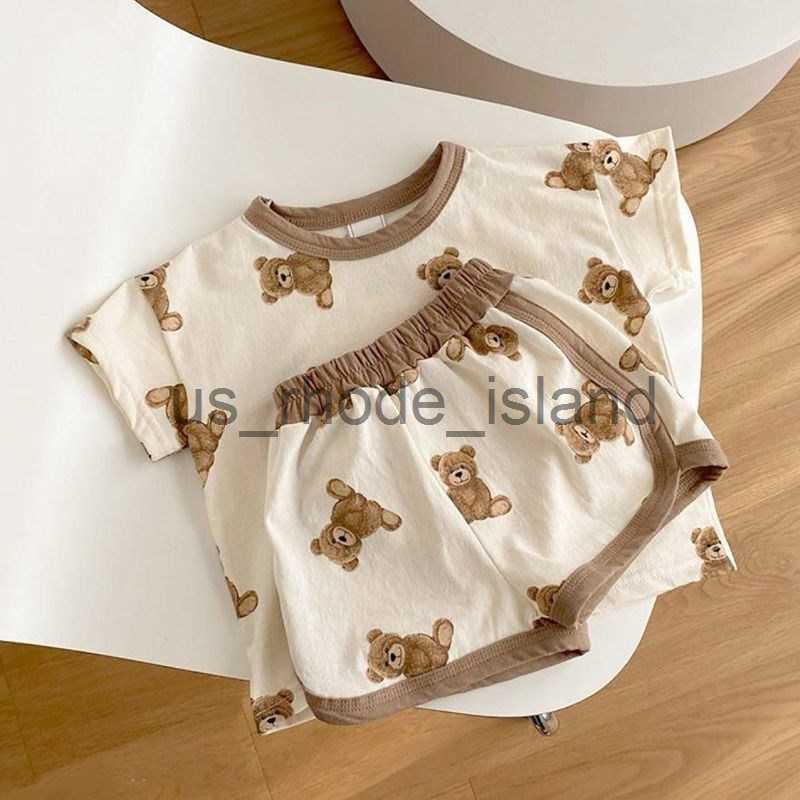 T-shirts Summer Children Clothes Sets Korean Baby Cute Cartoon Bear Two-piece Ins Breathable Suit for Boys and Girls x0628, Bear kit 
T-shirts Summer Children Clothes Sets Korean Baby Cute Cartoon Bear Two-piece Ins Breathable Suit for Boys and Girls x0628, Bear kit