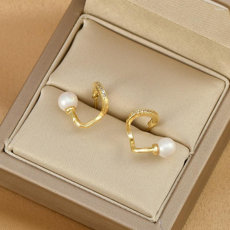 Stud Earrings Korea Selling Natural Pearl For Women Fashion Exquisite Precious Crystal Women's Jewelry Gift
Stud Earrings Korea Selling Natural Pearl For Women Fashion Exquisite Precious Crystal Women's Jewelry Gift