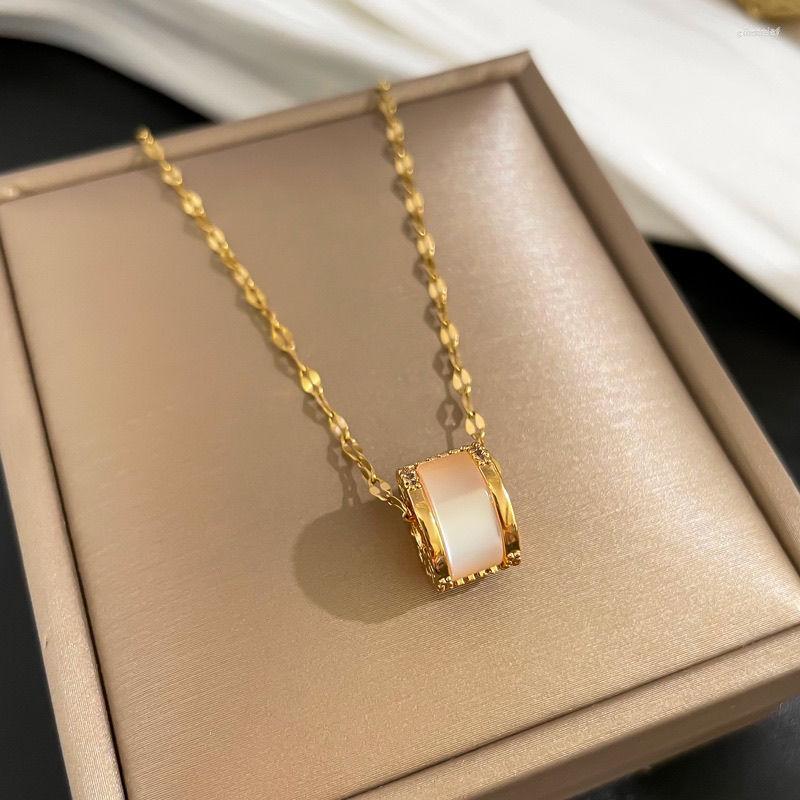 Chains Stainless Steel Pendant Necklaces For Women Rhinestone Hollow Out Cube Choker Fashion Party Gift Jewelry
Chains Stainless Steel Pendant Necklaces For Women Rhinestone Hollow Out Cube Choker Fashion Party Gift Jewelry