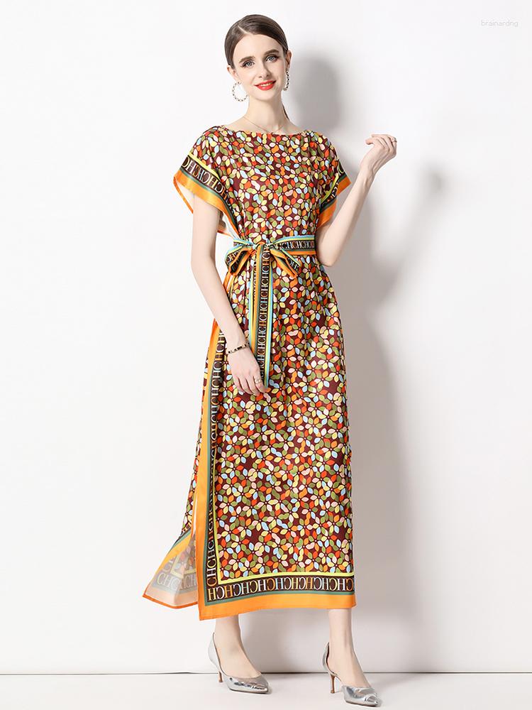 Casual Dresses Runway Summer Designer Maxi Dress Women Slash Neck Bat Sleeve Flower Letter Print Lace Up Belt Split Holiday Long Robes N2060, Orange 2060
Casual Dresses Runway Summer Designer Maxi Dress Women Slash Neck Bat Sleeve Flower Letter Print Lace Up Belt Split Holiday Long Robes N2060, Orange 2060