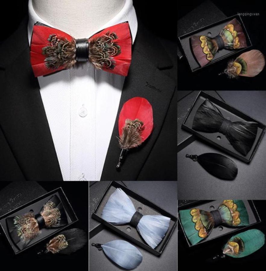 Bow Ties Ricnais Natural Men039s Brid Feather Tie Exquisite Hand Made Bowtie Brooch Pin Gift Box Set For Men Wedding Party Acce7825517
Bow Ties Ricnais Natural Men039s Brid Feather Tie Exquisite Hand Made Bowtie Brooch Pin Gift Box Set For Men Wedding Party Acce7825517