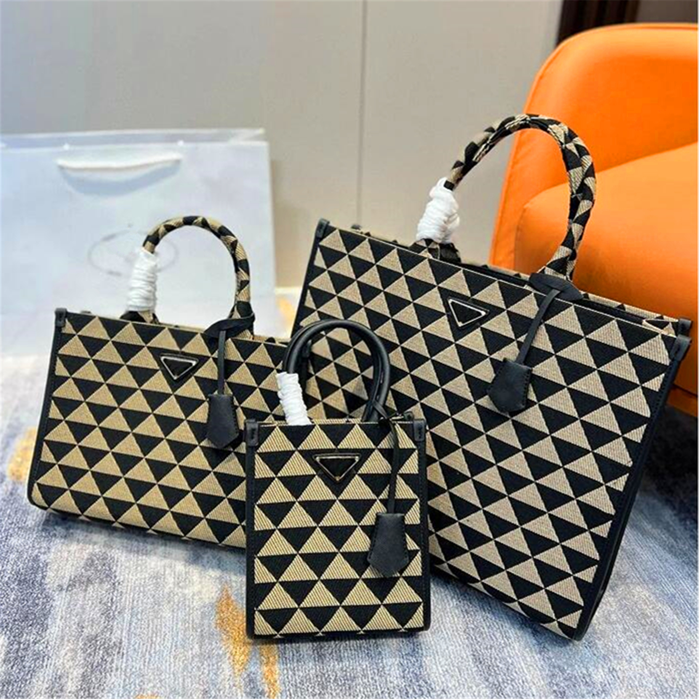 Woman Designer Tote Bag Triangle Symbole Handbags Large Totes Jacquard Fabric Shoulder Bags Cross Body Purse shopping bags for Women, Black
Woman Designer Tote Bag Triangle Symbole Handbags Large Totes Jacquard Fabric Shoulder Bags Cross Body Purse shopping bags for Women, Black
