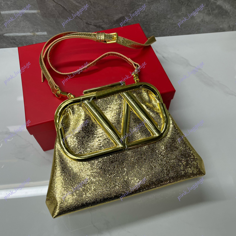Women Fashion Hobos Shoulder Bags Leather Gold Buckle Cloud Bag Vee Womens Handbags Designer Handle Bag Retro Crossbody Handbag D2306271F, Black
Women Fashion Hobos Shoulder Bags Leather Gold Buckle Cloud Bag Vee Womens Handbags Designer Handle Bag Retro Crossbody Handbag D2306271F, Black
