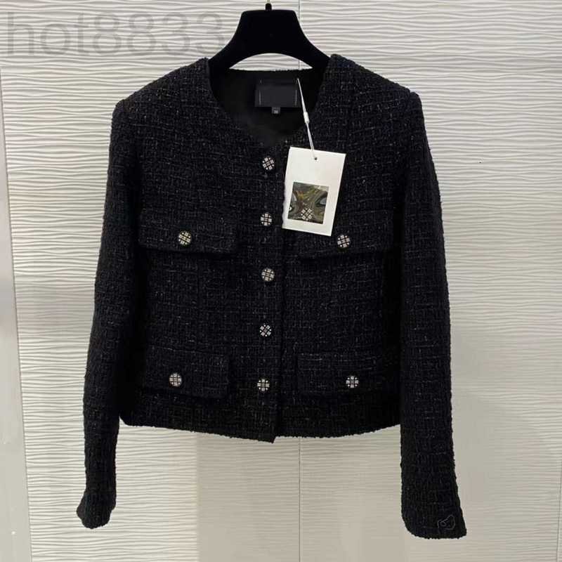 Women' Jackets Designer High-end 2023 Summer New Single Breasted Tweed Black Short Style Jacket 2M3X, Black4
Women' Jackets Designer High-end 2023 Summer New Single Breasted Tweed Black Short Style Jacket 2M3X, Black4