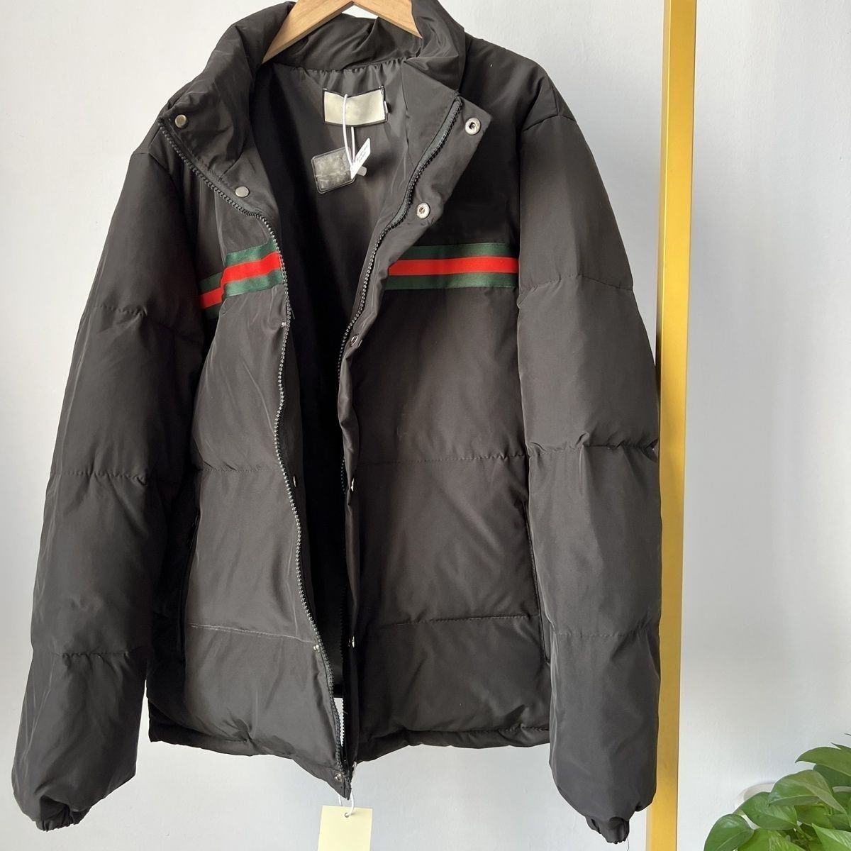 Down Hooded Jacket Women's Thickened Jacket Men's Lightweight Warm Puffer Jacket Winter Down Jacket Thermal Hybrid Hiking Coat parka
Down Hooded Jacket Women's Thickened Jacket Men's Lightweight Warm Puffer Jacket Winter Down Jacket Thermal Hybrid Hiking Coat parka