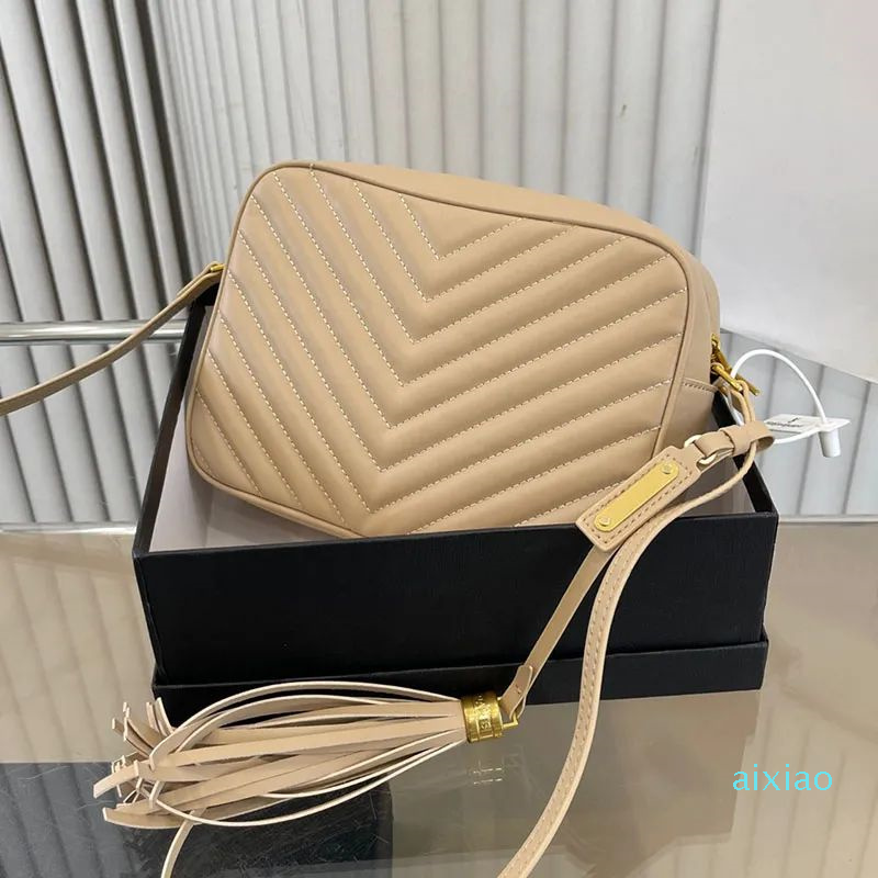 2023 luxury designers Handbags Women Leather One Shoulder Bag Fringed Messenger Purse Crossbody Bags Wallet Camera Bags Totes, Black
2023 luxury designers Handbags Women Leather One Shoulder Bag Fringed Messenger Purse Crossbody Bags Wallet Camera Bags Totes, Black