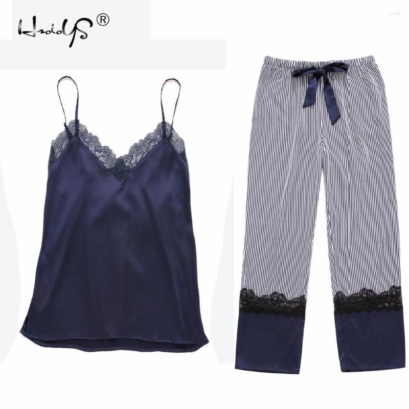 Women's Sleepwear Summer Women Silk Pijama Sets Lace Sexy Elegant Women's Satin Pyjamas Vest Long Pants 2Pieces, Blue
Women's Sleepwear Summer Women Silk Pijama Sets Lace Sexy Elegant Women's Satin Pyjamas Vest Long Pants 2Pieces, Blue