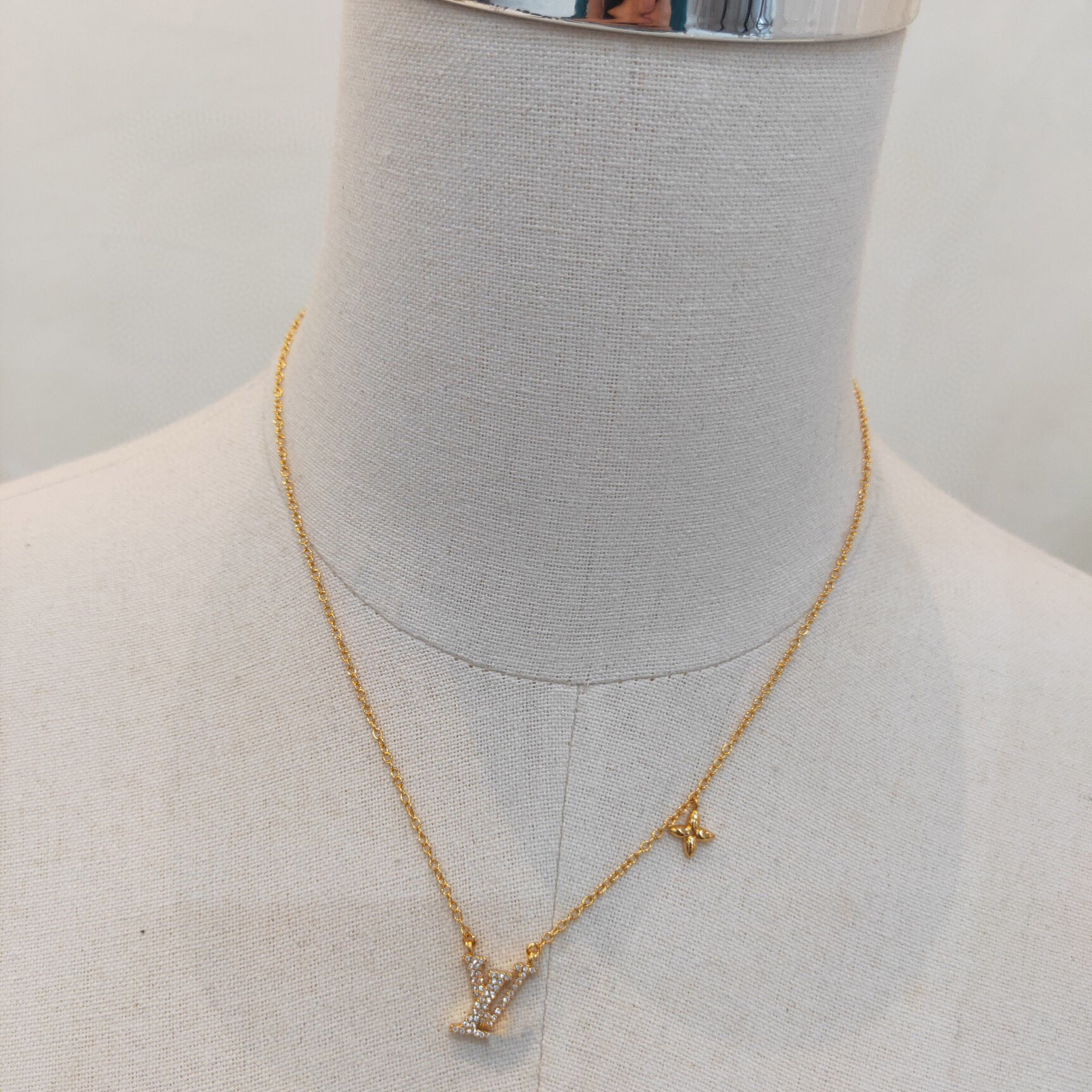 2023 Luxury quality Charm pendant necklace with diamond in 18k gold plated have box stamp PS7621
2023 Luxury quality Charm pendant necklace with diamond in 18k gold plated have box stamp PS7621