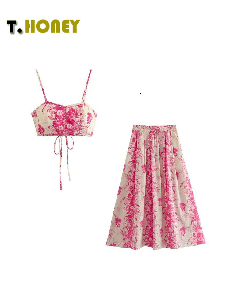 Two Piece Dress TELLHONEY Women Fashion Square Collar Back Hidden Breasted Crop Tops Elastic Waist Lace Up Skirt Sexy Print Set 230627
Two Piece Dress TELLHONEY Women Fashion Square Collar Back Hidden Breasted Crop Tops Elastic Waist Lace Up Skirt Sexy Print Set 230627