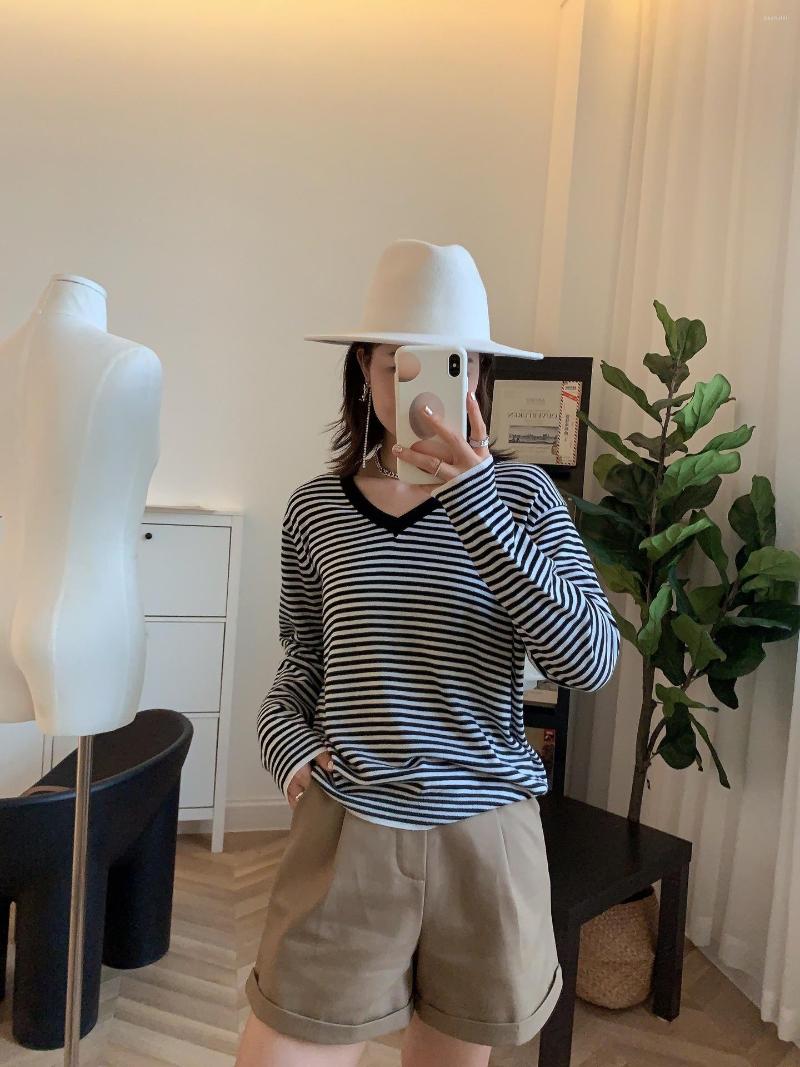 Women's Sweaters 2023 Spring 16ss Superfine Wool Light Luxury Fashion O-neck Loose Thin Long Sleeve Sweater Bottoms Pollover Female F2798, White stripes
Women's Sweaters 2023 Spring 16ss Superfine Wool Light Luxury Fashion O-neck Loose Thin Long Sleeve Sweater Bottoms Pollover Female F2798, White stripes