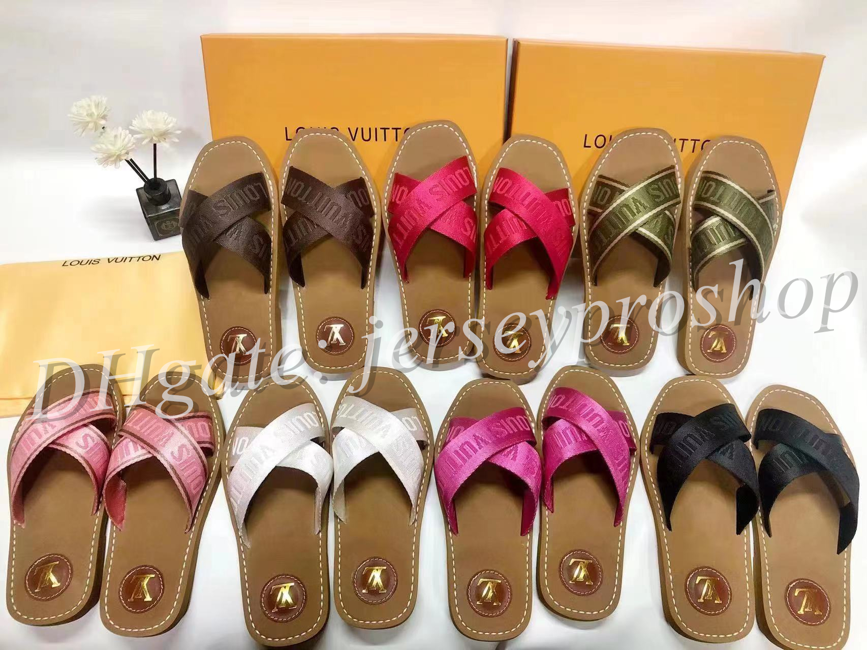 Brand L-V DUPE Fashion Slippers Canvas Cross Strap Women's Flat Slippers 7 Colors EU35-42, #3 army green
Brand L-V DUPE Fashion Slippers Canvas Cross Strap Women's Flat Slippers 7 Colors EU35-42, #3 army green