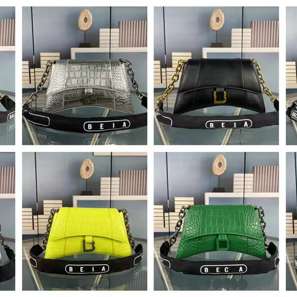 2023 New Summer Chain Hourglass Bag Single Shoulder Crossbody Crocodile Pattern B Handheld Retro Women's Bag, Ivory
2023 New Summer Chain Hourglass Bag Single Shoulder Crossbody Crocodile Pattern B Handheld Retro Women's Bag, Ivory