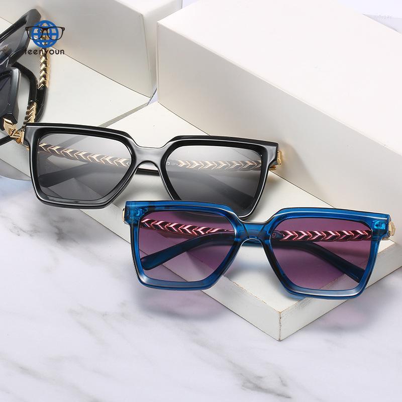 Sunglasses Teenyoun Froeign Spring And Summer Warm Color Large Square Eyewear Punk Metal Versatile Multicolor Sun Glasses
Sunglasses Teenyoun Froeign Spring And Summer Warm Color Large Square Eyewear Punk Metal Versatile Multicolor Sun Glasses