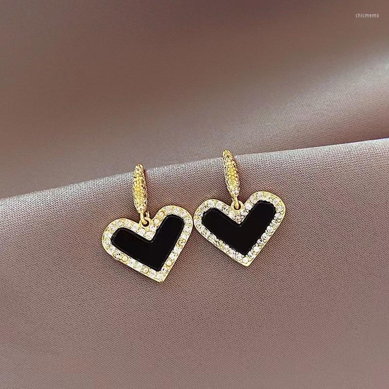Stud Earrings Cute Female Black Love Heart Drop Luxury White Crystal Yellow Gold Color Wedding For Women
Stud Earrings Cute Female Black Love Heart Drop Luxury White Crystal Yellow Gold Color Wedding For Women