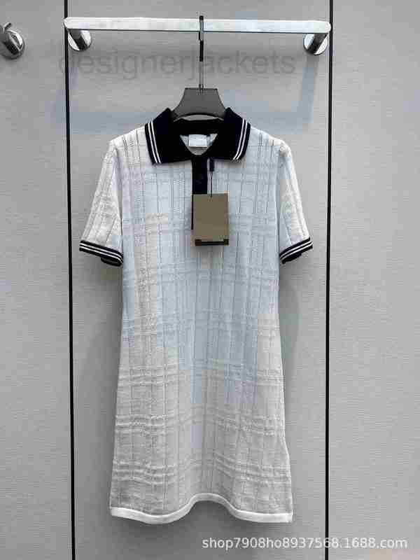 Basic & Casual Dresses Designer Spring/Summer 23 New Sporty Style White Polo Shirt Knitted Dress Classic British Black and Collar 8X3H, White4
Basic & Casual Dresses Designer Spring/Summer 23 New Sporty Style White Polo Shirt Knitted Dress Classic British Black and Collar 8X3H, White4