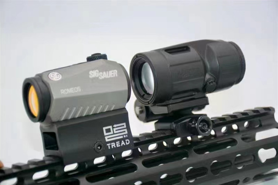 Hunting Scopes Tactical Accessories ROMEO5 Red Dot Sight 3X Magnifier Scope Picatinny QD Mount for Rifles Carbines With 20mm Rail
Hunting Scopes Tactical Accessories ROMEO5 Red Dot Sight 3X Magnifier Scope Picatinny QD Mount for Rifles Carbines With 20mm Rail