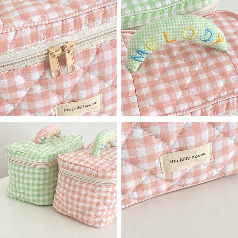 Cosmetic Bags Cases Plaid Pattern Toiletries Case Flip Makeup Bag with Zipper Quilted Cotton Cosmetics Storage Box for Woman and Girls 230627