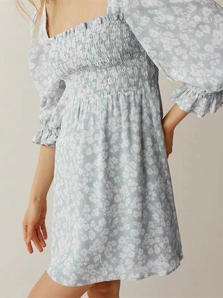Casual Dresses Lace-up Women Floral Print Dress Square Collar Backless Fresh Summer 2023 Ruffles Puff Sleeve Female Mini Robes
Casual Dresses Lace-up Women Floral Print Dress Square Collar Backless Fresh Summer 2023 Ruffles Puff Sleeve Female Mini Robes