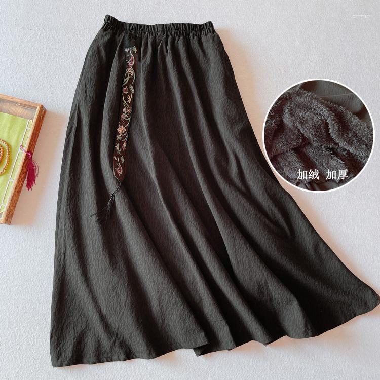 Skirts Winter Women Skirt 2023 Fleece Warm Chinese Clothing Thick A Line Cotton Linen Vintage Fashion Big Size Female, Black
Skirts Winter Women Skirt 2023 Fleece Warm Chinese Clothing Thick A Line Cotton Linen Vintage Fashion Big Size Female, Black