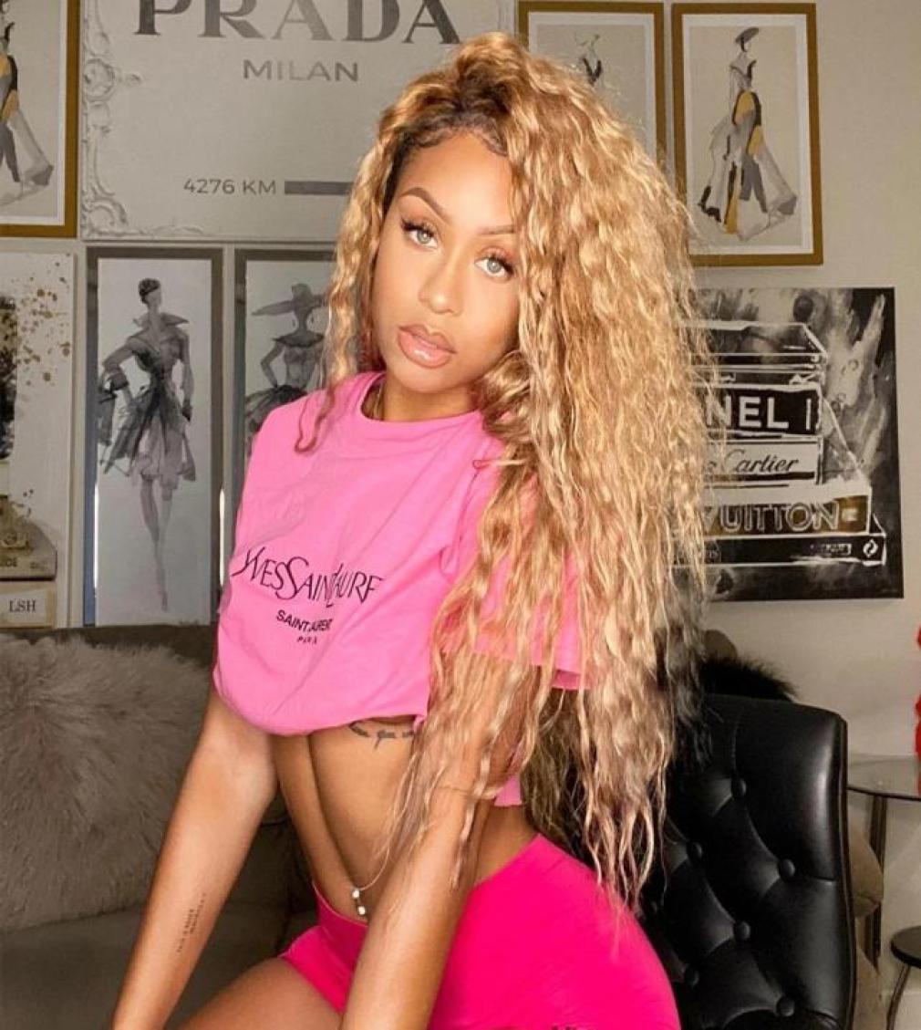 HD Transparent Lace Wigs Honey Blonde Curly Human Hair 360 Laces Front Wigs For Black Women T1B27 Colored Ombre Deep Curlys Wig R4223404, Ombre color
HD Transparent Lace Wigs Honey Blonde Curly Human Hair 360 Laces Front Wigs For Black Women T1B27 Colored Ombre Deep Curlys Wig R4223404, Ombre color