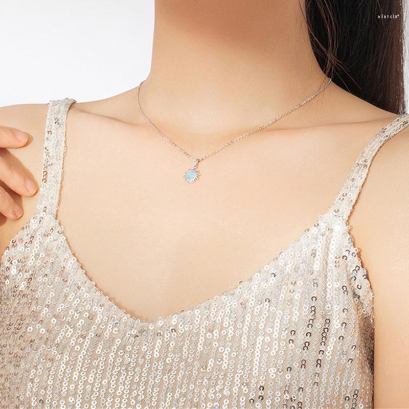 Chains Sterling Silver Necklace Vintage Bohemia Sun Pendant Ladies Fashion Clavicle Chain Birthday Gift Wedding Party JewelryChains Gord22
Chains Sterling Silver Necklace Vintage Bohemia Sun Pendant Ladies Fashion Clavicle Chain Birthday Gift Wedding Party JewelryChains Gord22