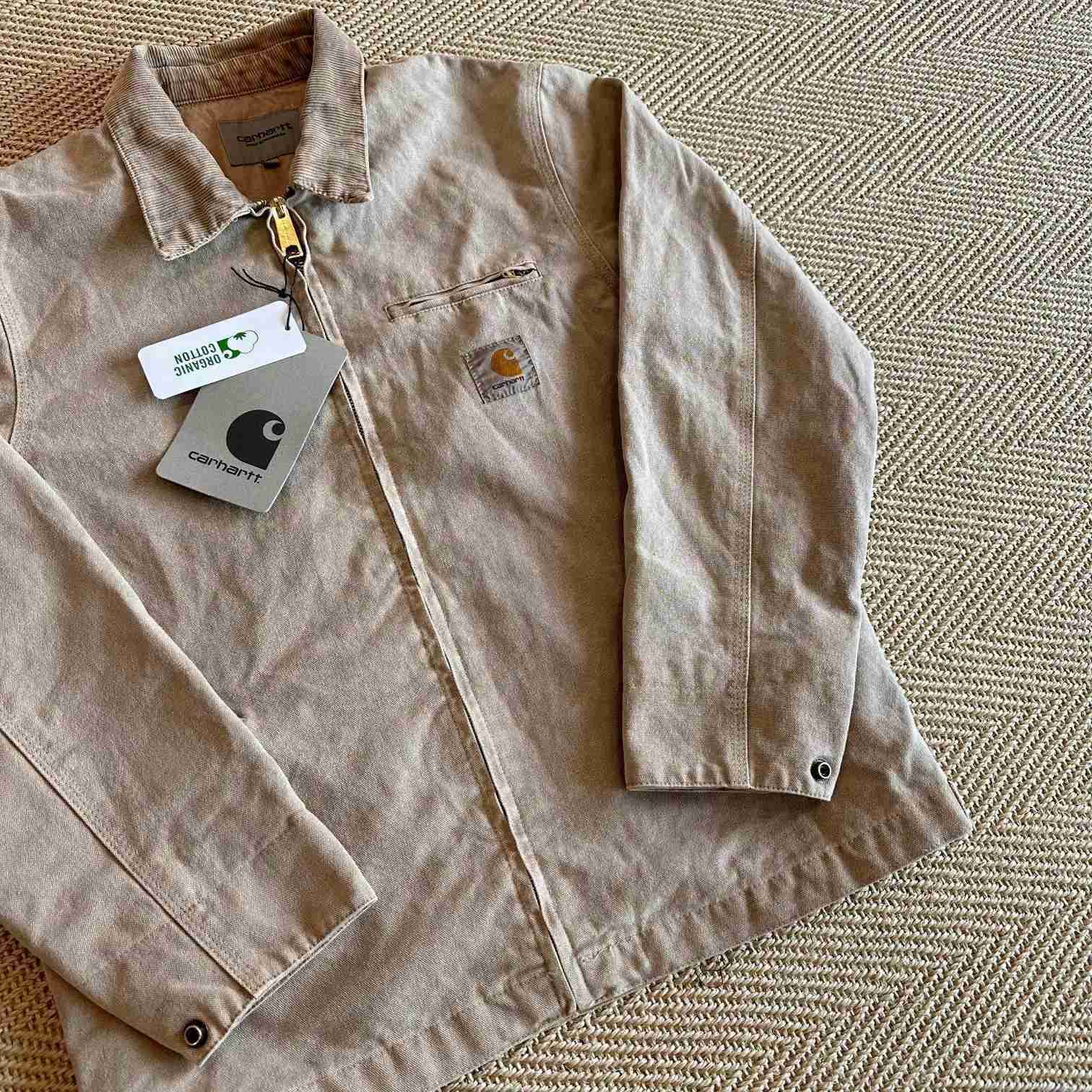 2023 Men' Jackets Work Clothes Fashion Brand Carhart Canvas Washable Wax Dyed Detroit Jacket Coat American Style Workwear Label Loose, Purple
2023 Men' Jackets Work Clothes Fashion Brand Carhart Canvas Washable Wax Dyed Detroit Jacket Coat American Style Workwear Label Loose, Purple