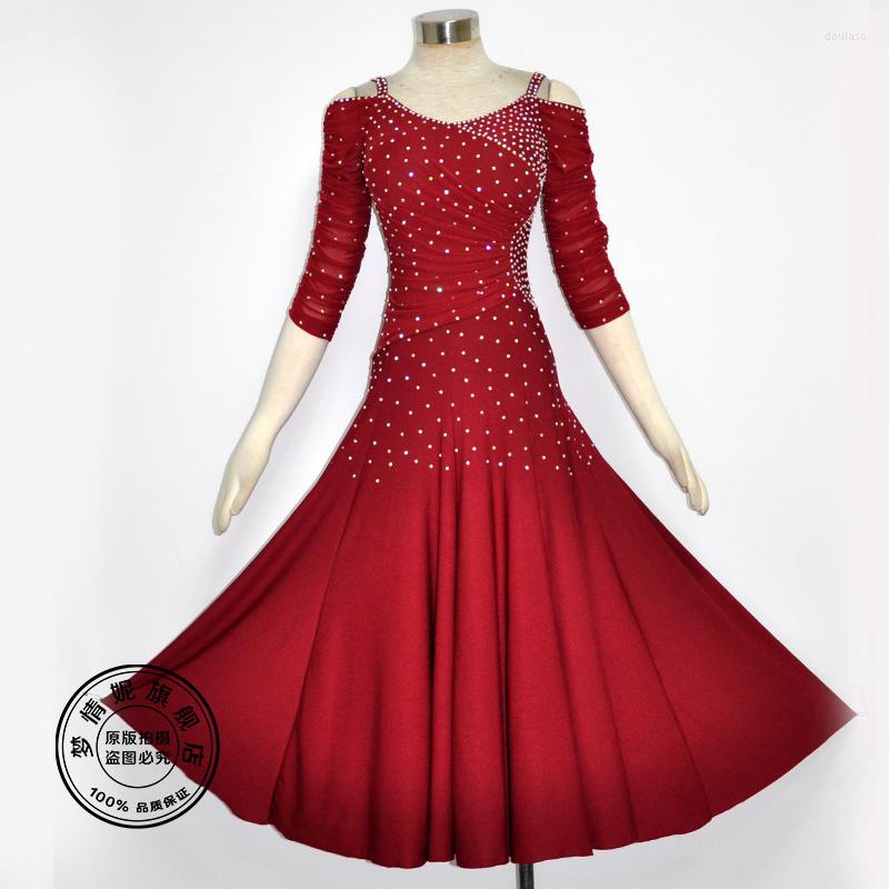 Stage Wear Lady National Standard Dance Dress Modern Social Suit Diamond Decorate Ballroom Tango Flamenco Waltz D-0393, Red
Stage Wear Lady National Standard Dance Dress Modern Social Suit Diamond Decorate Ballroom Tango Flamenco Waltz D-0393, Red